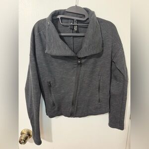 Adidas Women’s XS Gray Cropped Zip Jacket Athleisure Lightweight